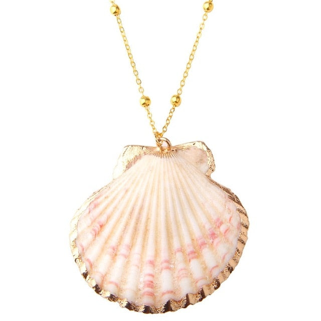 Exquisite Sea Shell Pendant Necklace